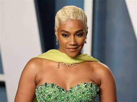 Tiffany Haddish corrects a reporter who referred to her Oscars 